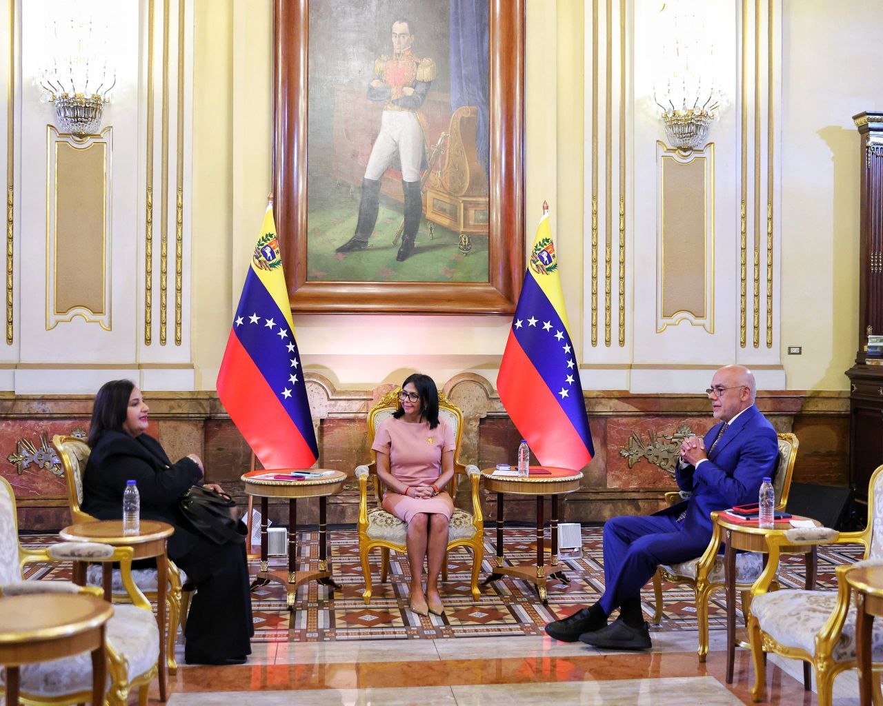 Enjambre: obstáculo para la reconciliación nacional